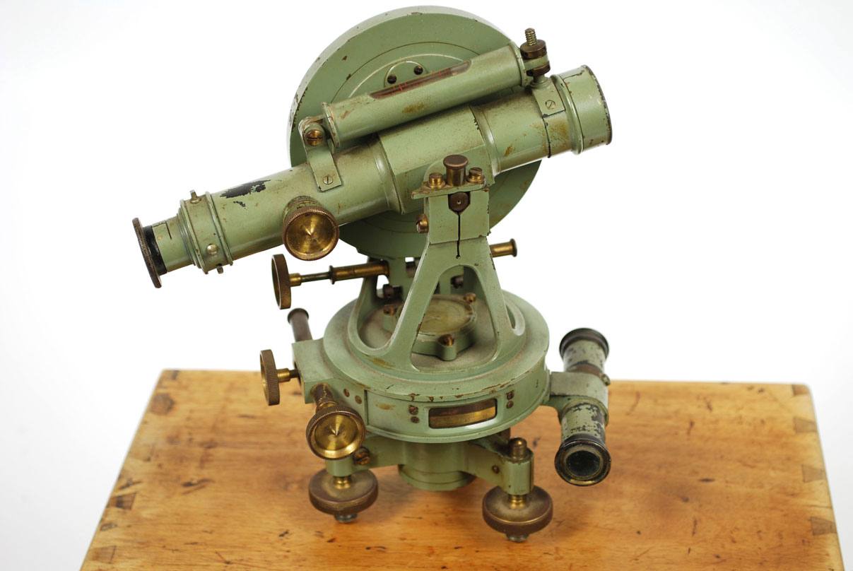 Strumenti di misura antichi/254A-Teodolite Galileo