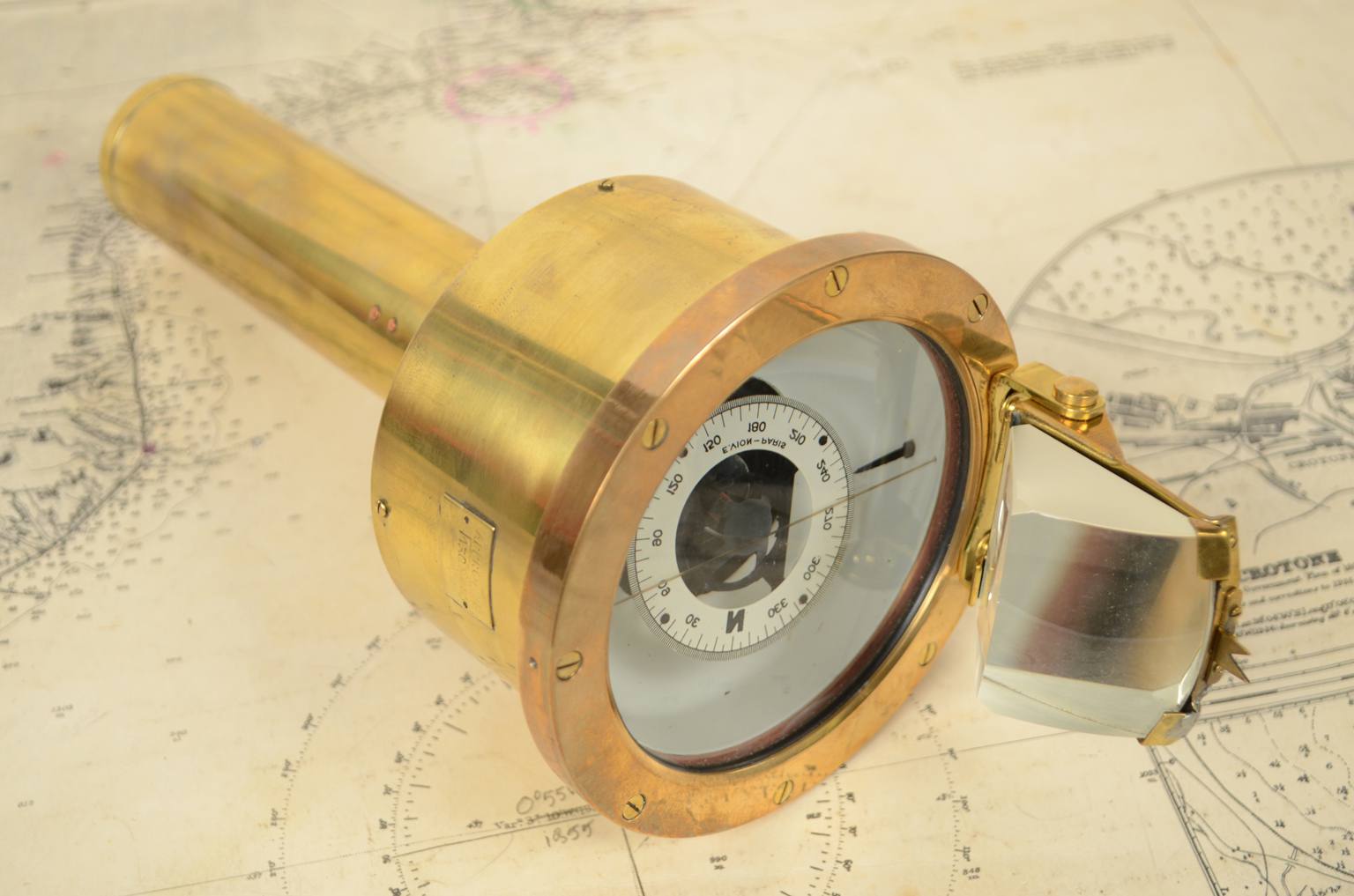 Antique compasses/3081B-Vion compass 1900