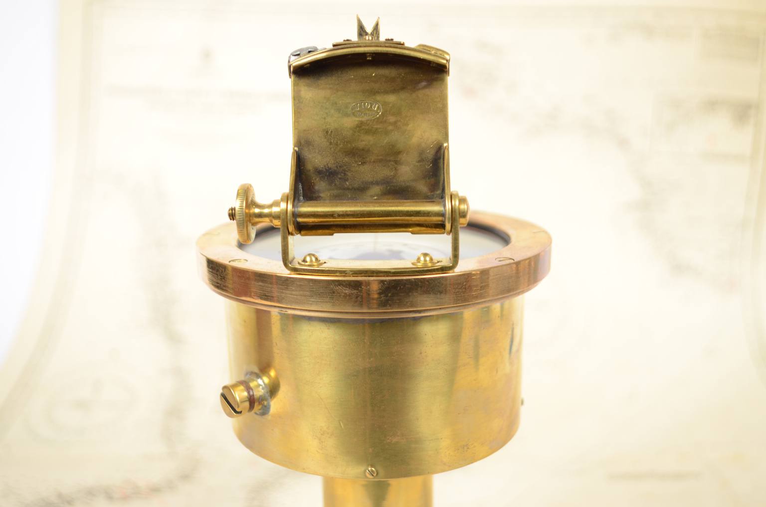 Antique compasses/3081B-Vion compass 1900