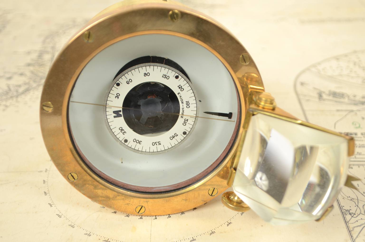 Antique compasses/3081B-Vion compass 1900