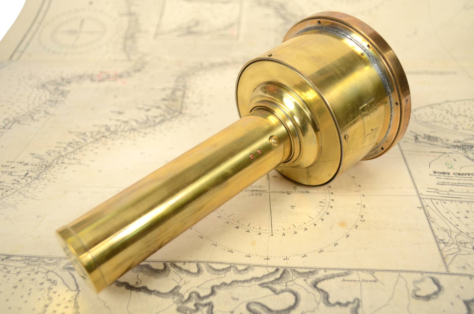 Antique compasses/3081B-Vion compass 1900