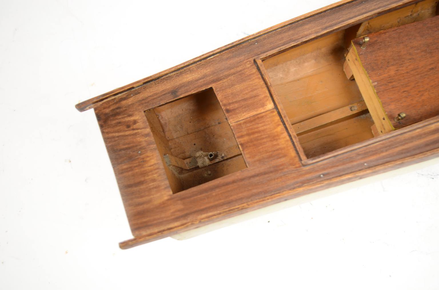 Modelli di navi d'epoca/4635A-Modellino motoscafo