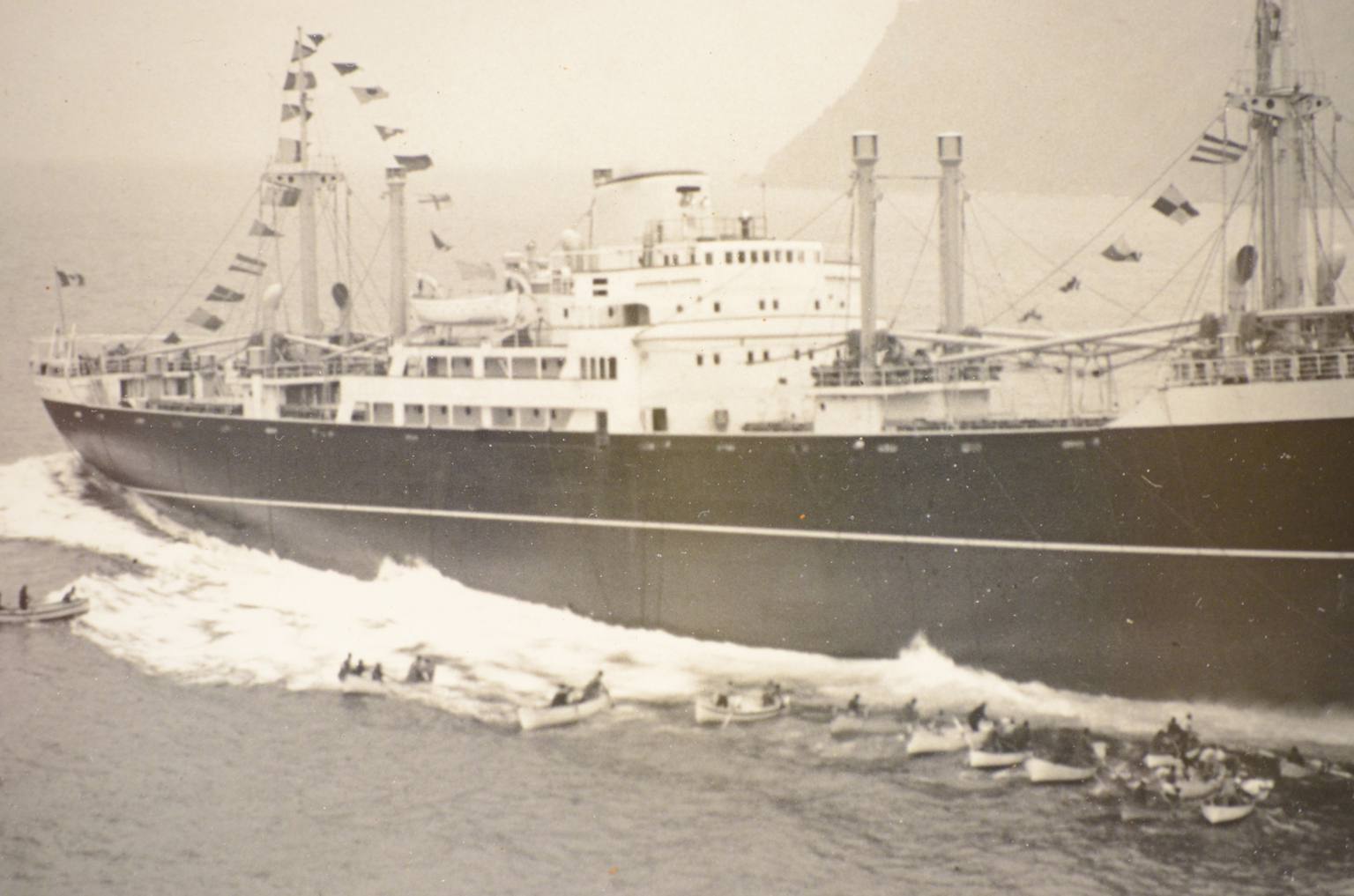 Antiquariato nautico/5497A-Navi Riva Trigoso