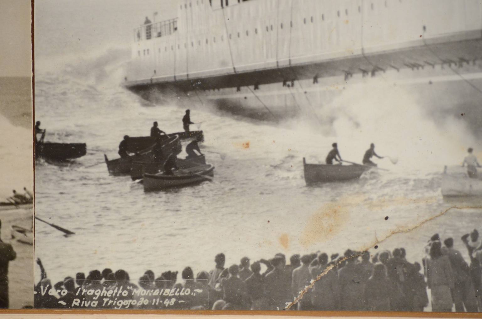 Antiquariato nautico/5498-Navi Riva Trigoso