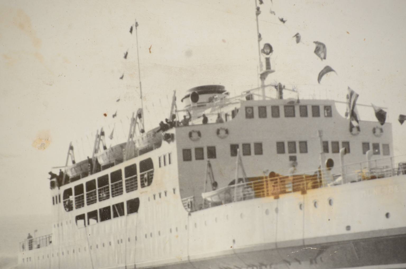 Antiquariato nautico/5498-Navi Riva Trigoso