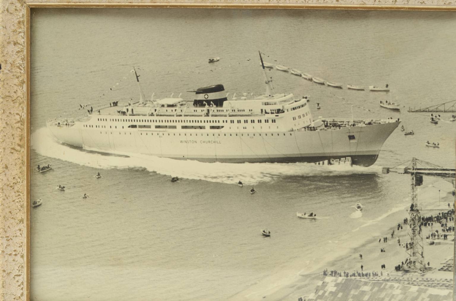 Antiquariato nautico/5499-Navi Riva Trigoso