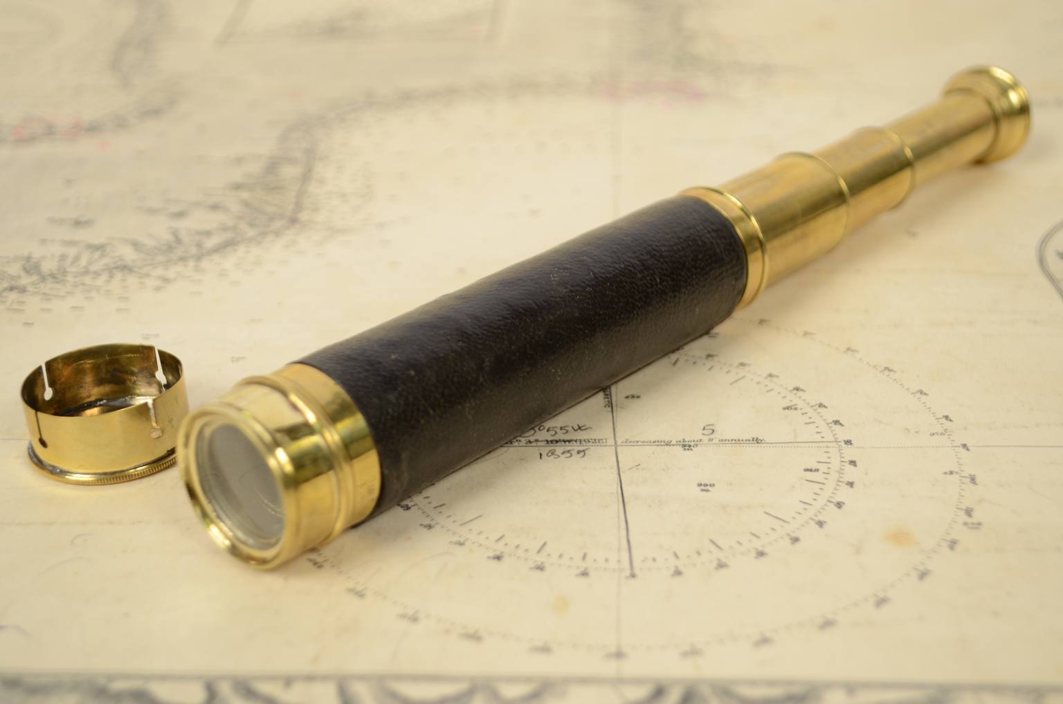 Nautical antiques/5747-French telescope