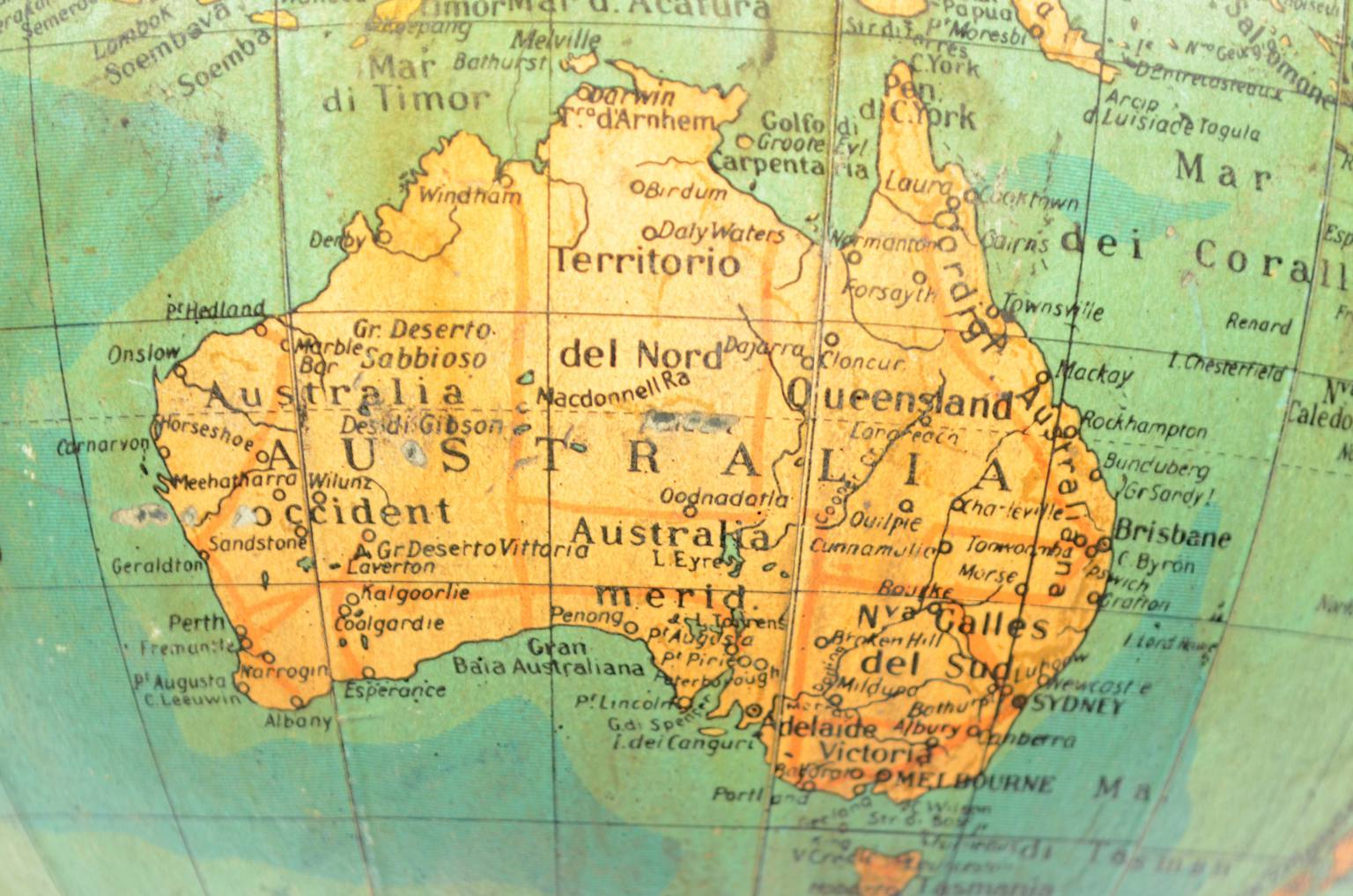 Antique globes-world maps/6239-Globe with light