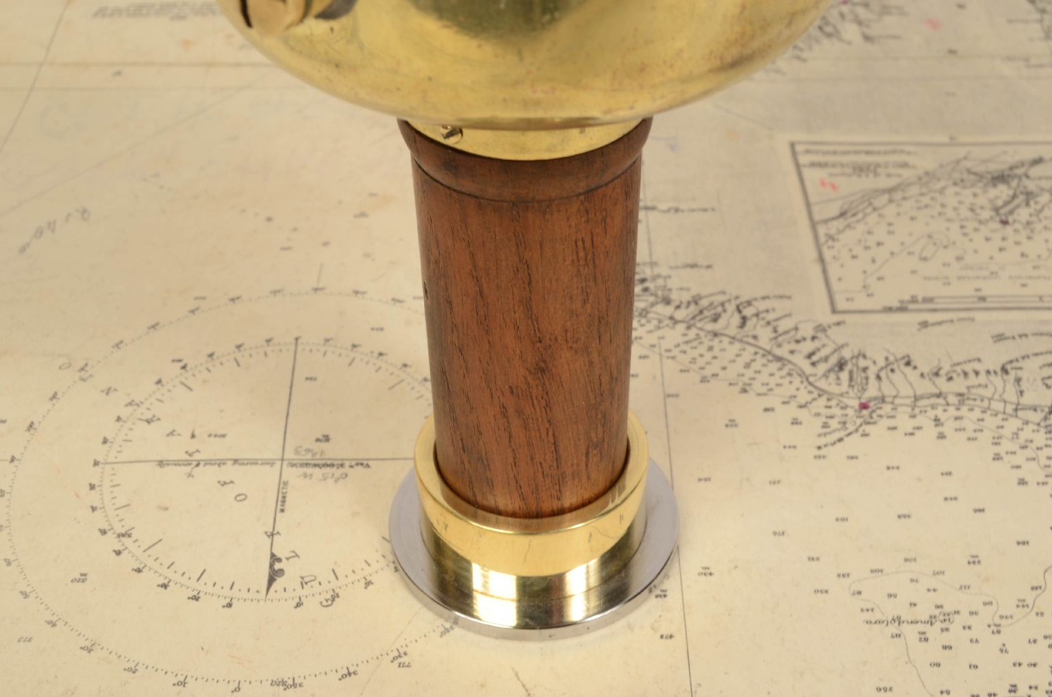 Antique compasses/6311-Magnetic Compass