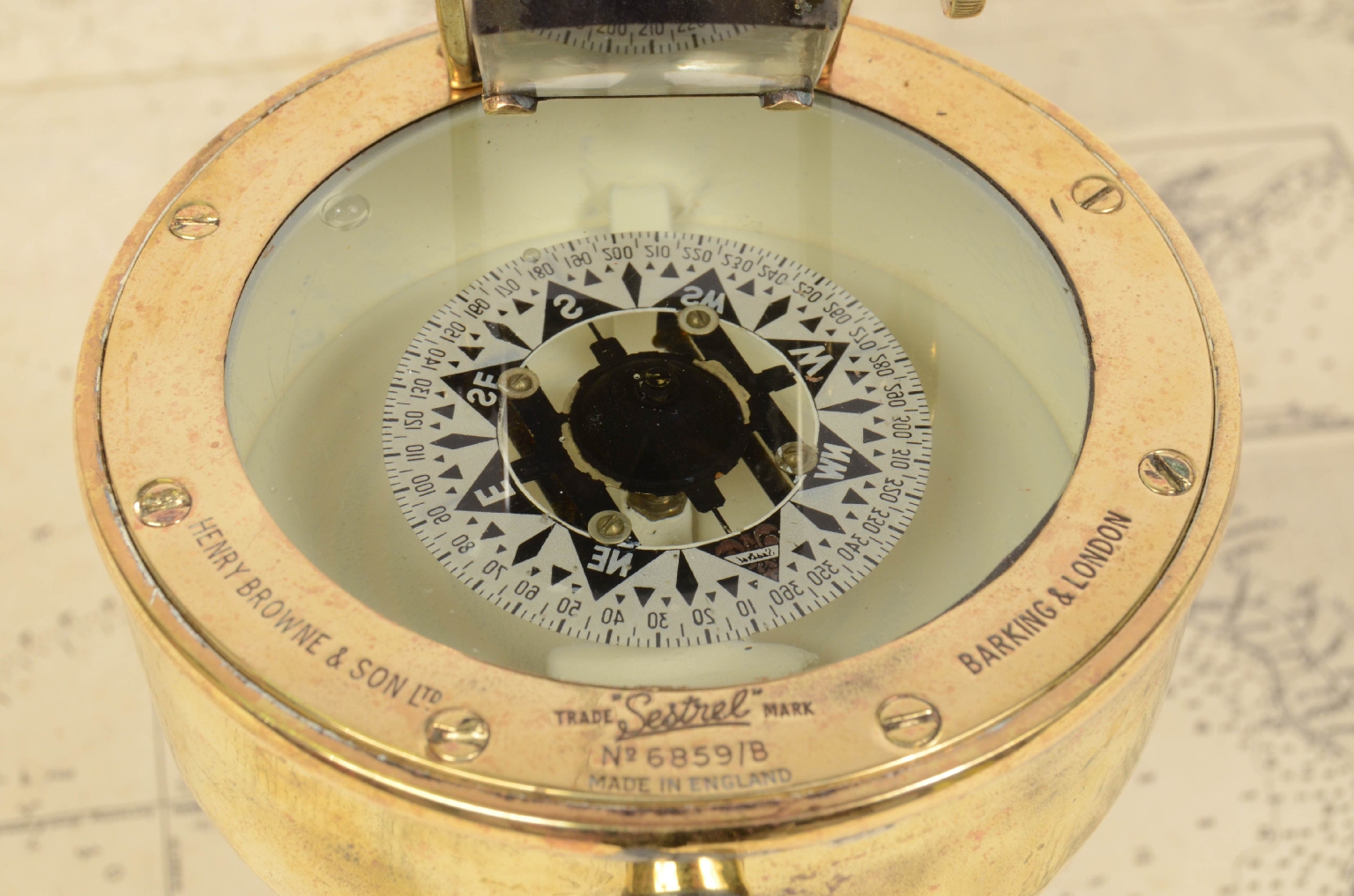 Antique compasses/6311-Magnetic Compass