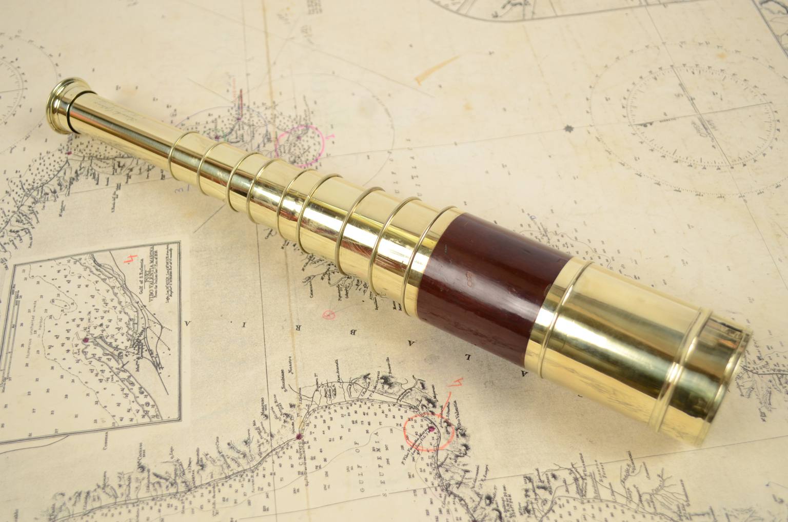 Nautical antiques/6335-Vintage telescope