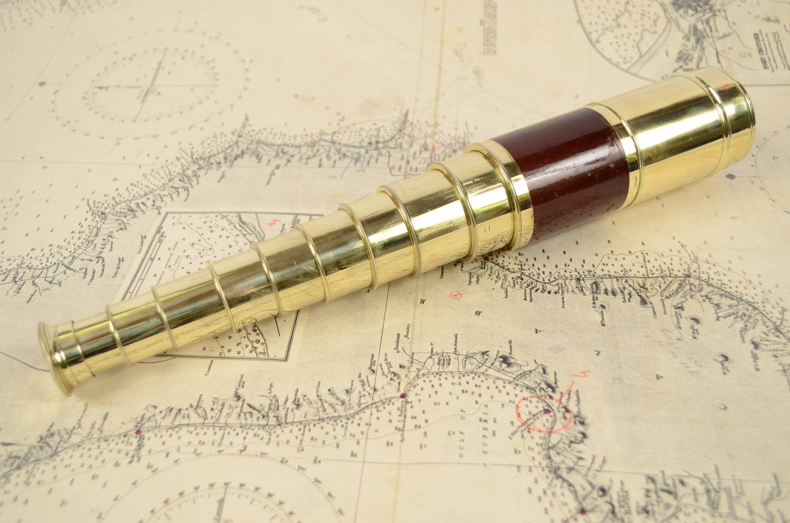 Nautical antiques/6335-Vintage telescope