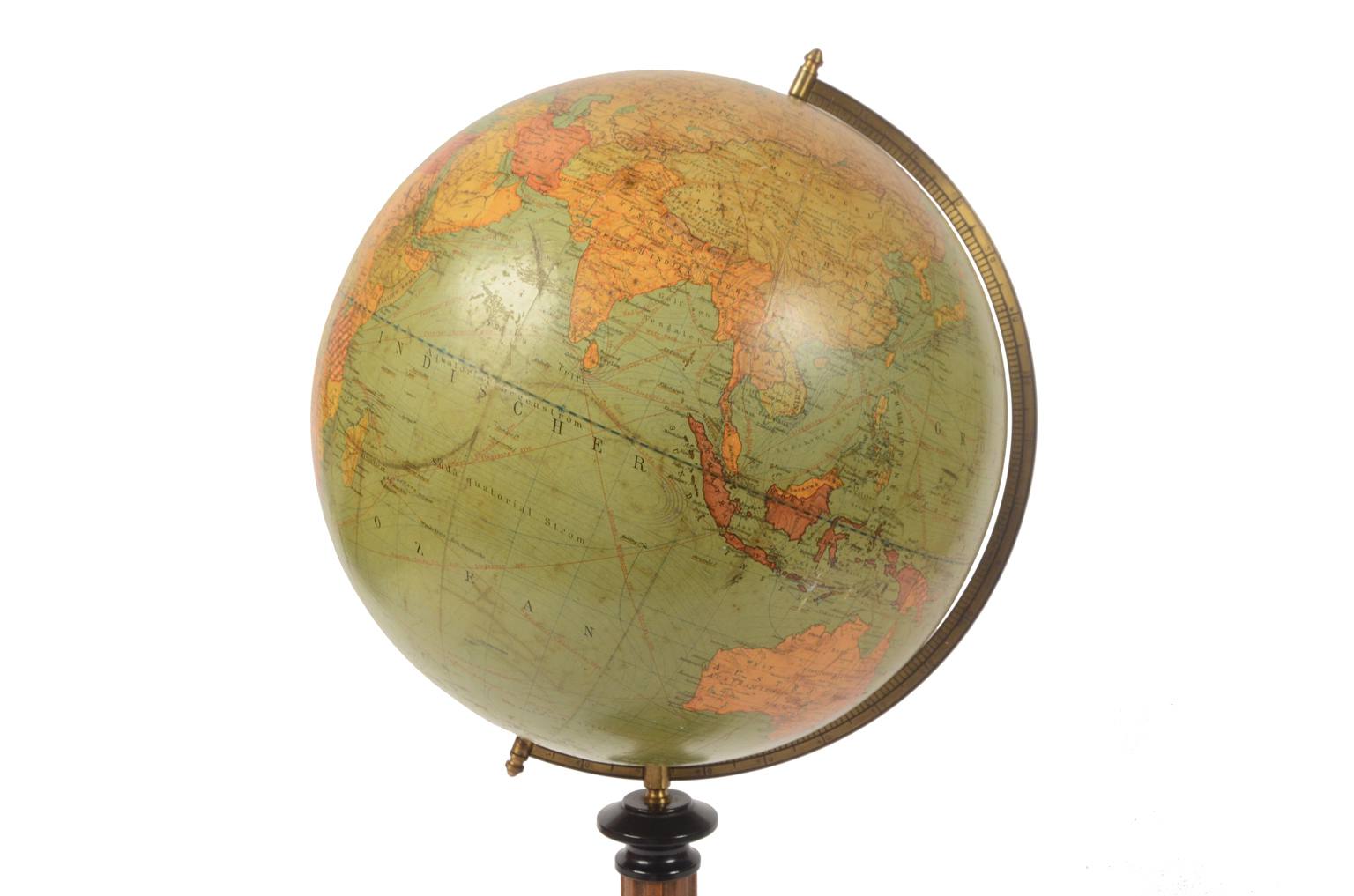 E-Shop/Antique Globes-world Maps/Code 6748 Vintage Globe