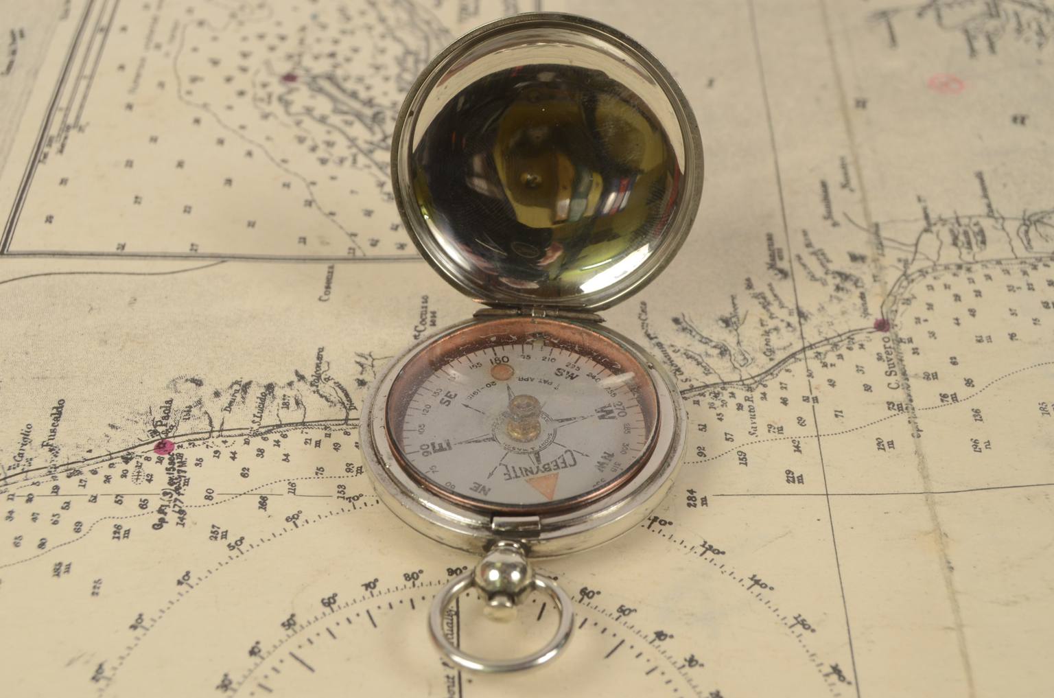Antique compasses/6868-Ceebynite compass