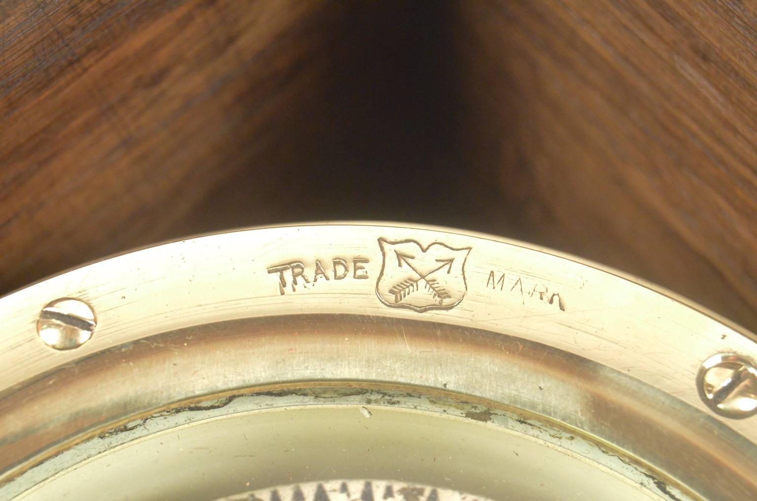 Antique compasses/6878-Antique compass