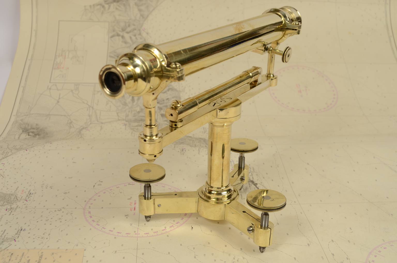 Antique measuring instruments/6984-Topographic level