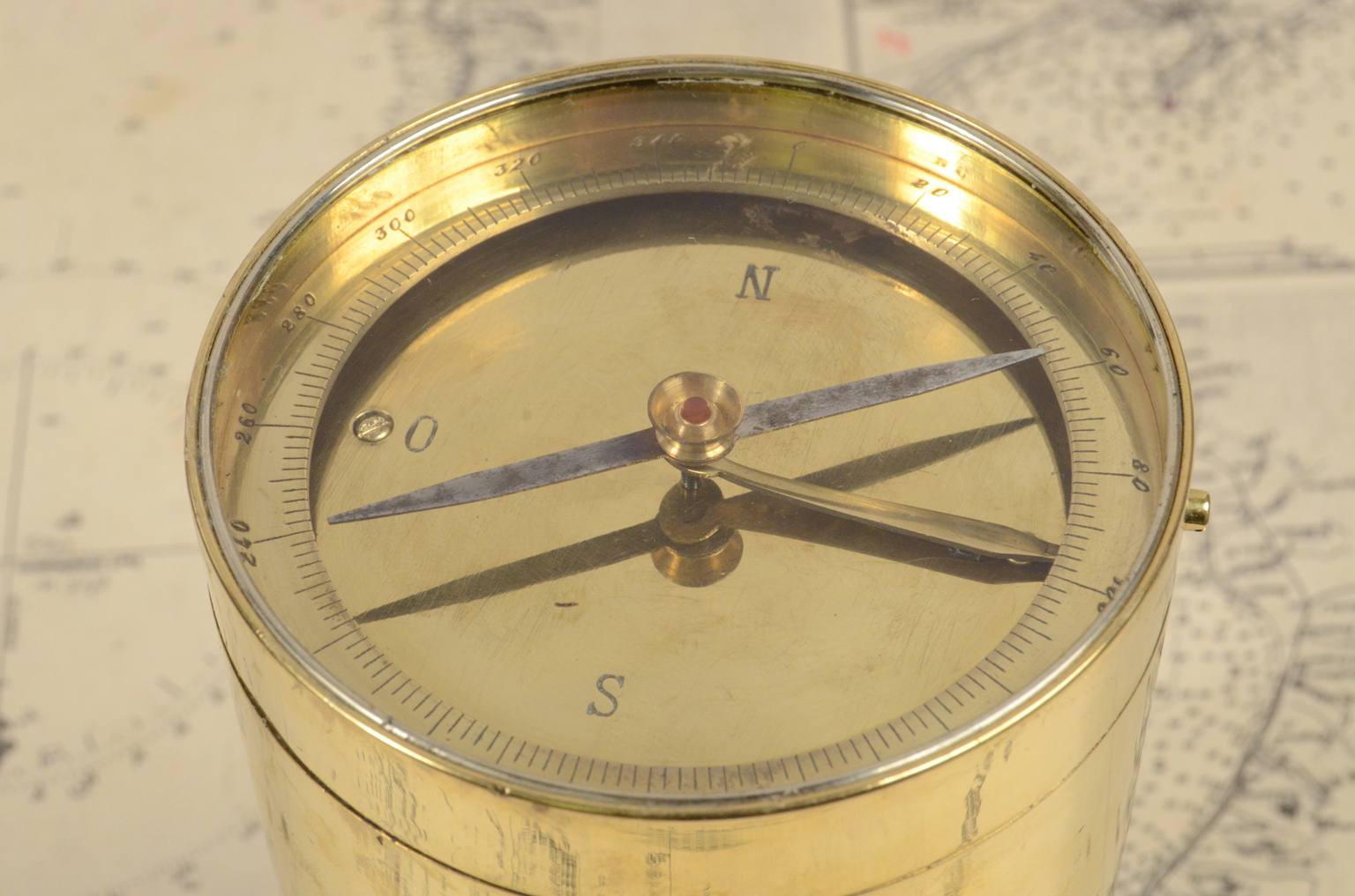 Antique measuring instruments/6985-Land-surveyor squaring