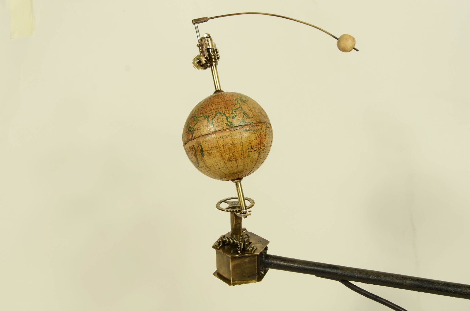 Strumenti astronomici antichi/711-Planetario Meccanico