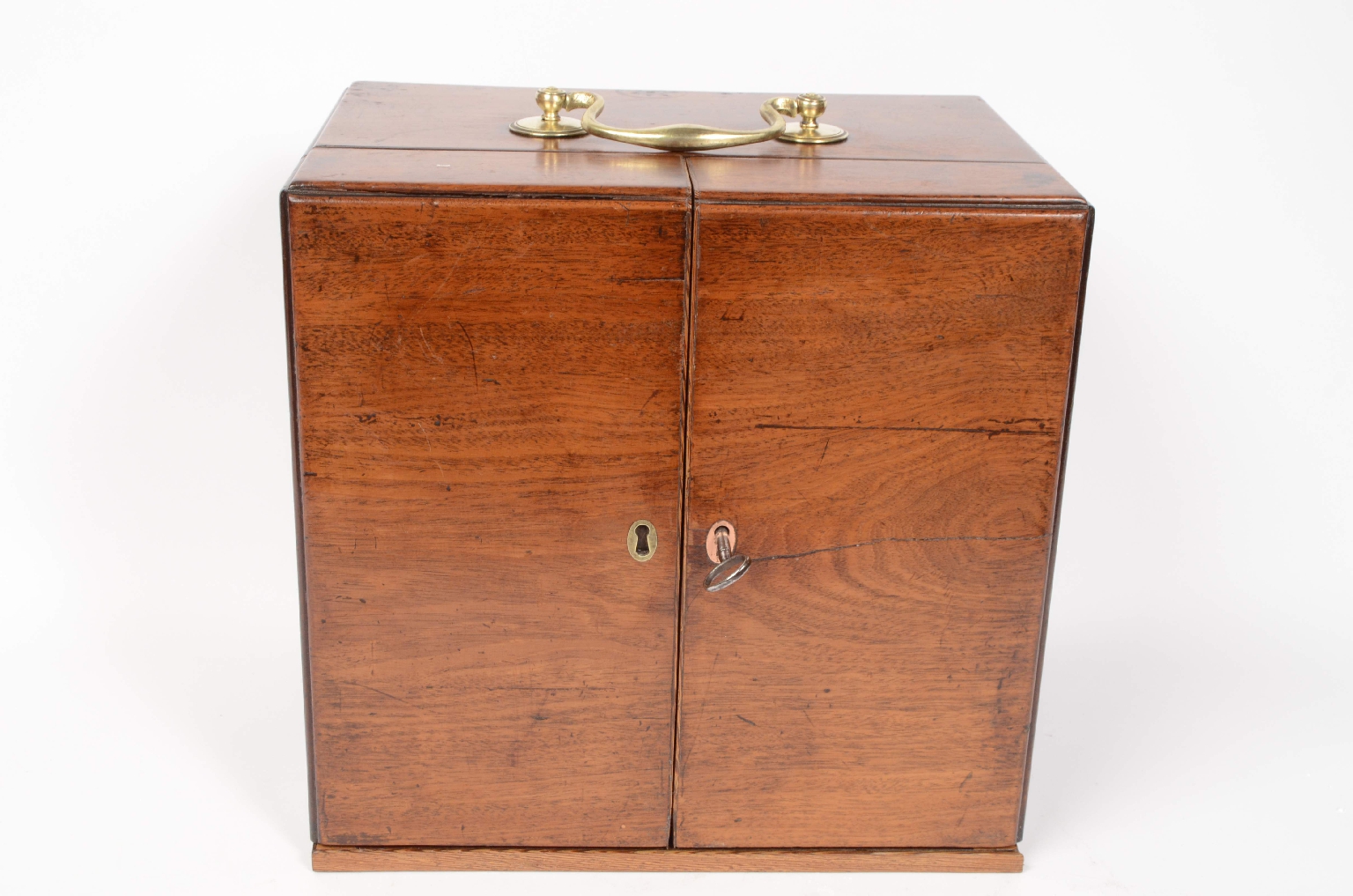 Old medical instruments/7136-Apothecary Cabinet