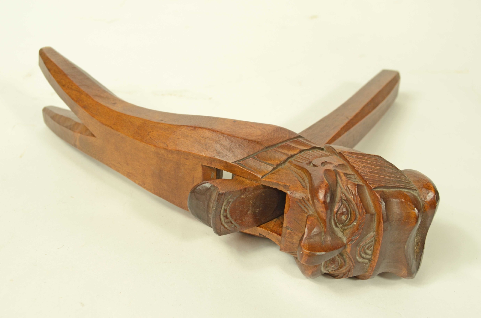 Curiosit&agrave;/716-Schiaccianoci