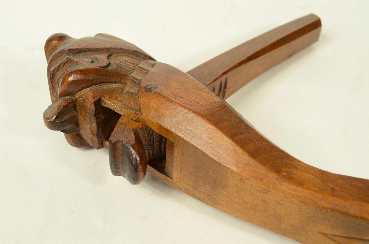 Curiosit&agrave;/716-Schiaccianoci