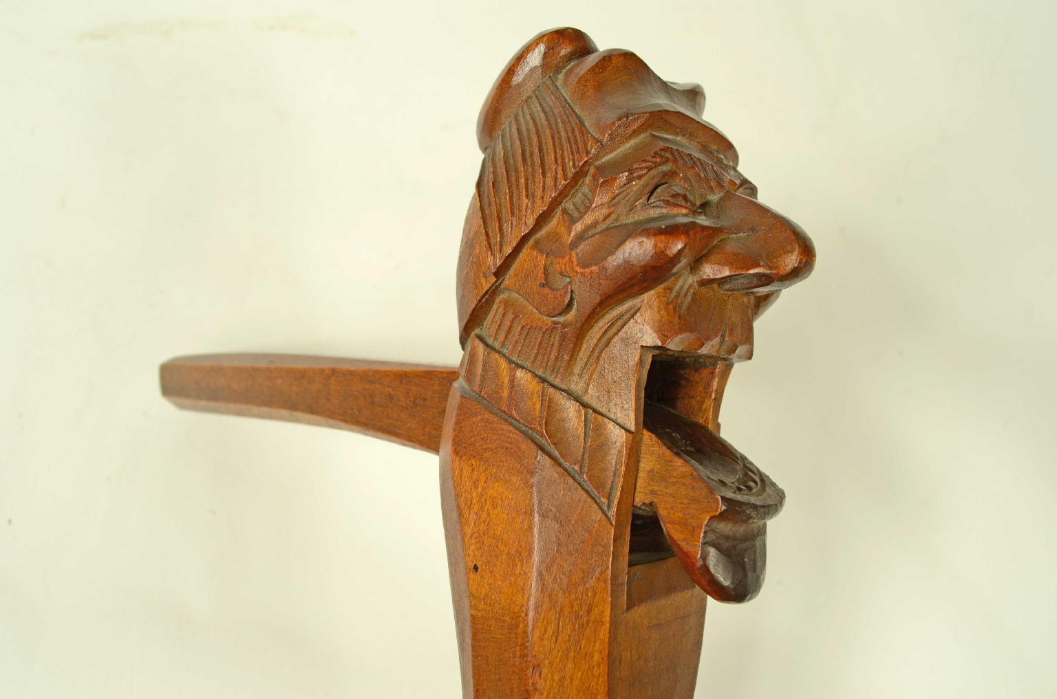 Curiosità/716-Schiaccianoci