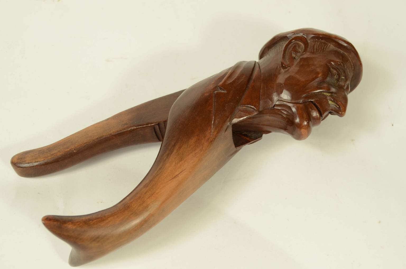 Curiosit&agrave;/717-Schiaccianoci