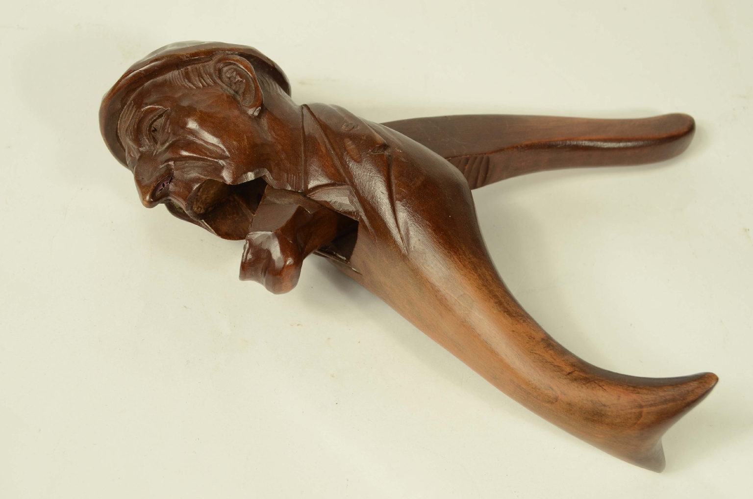 Curiosità/717-Schiaccianoci