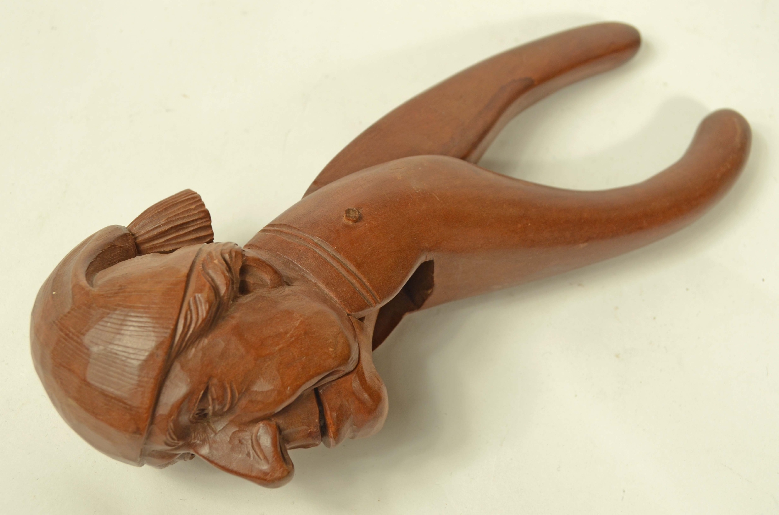 Peculiarity/719-Nutcracker