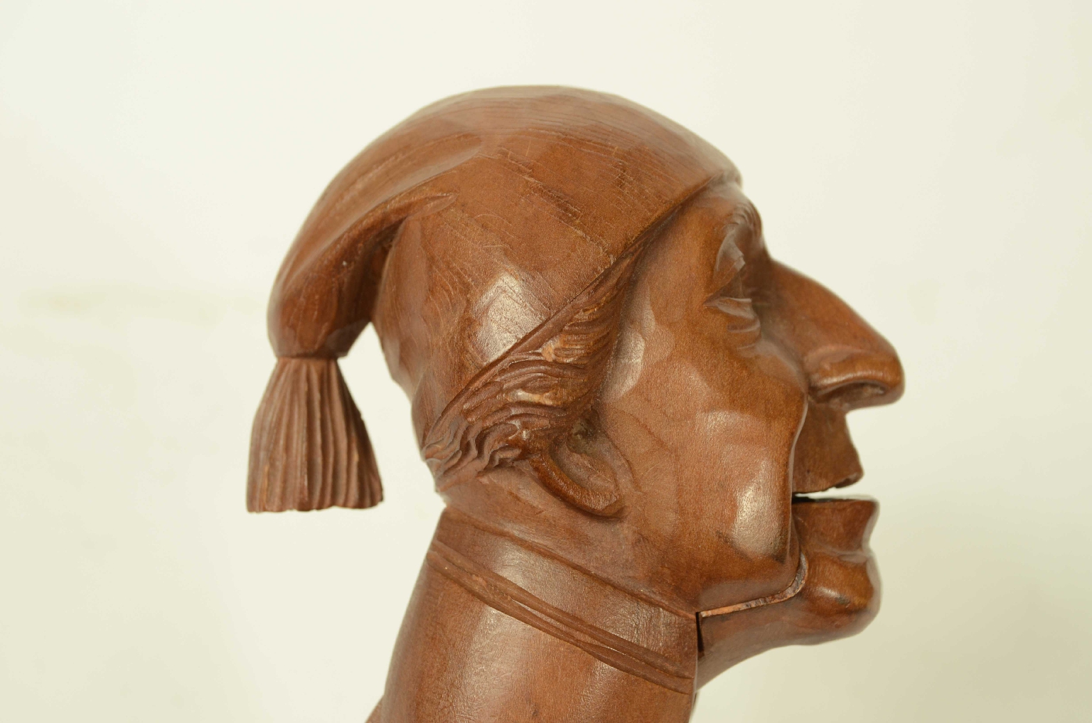 Curiosità/719-Sciaccianoci