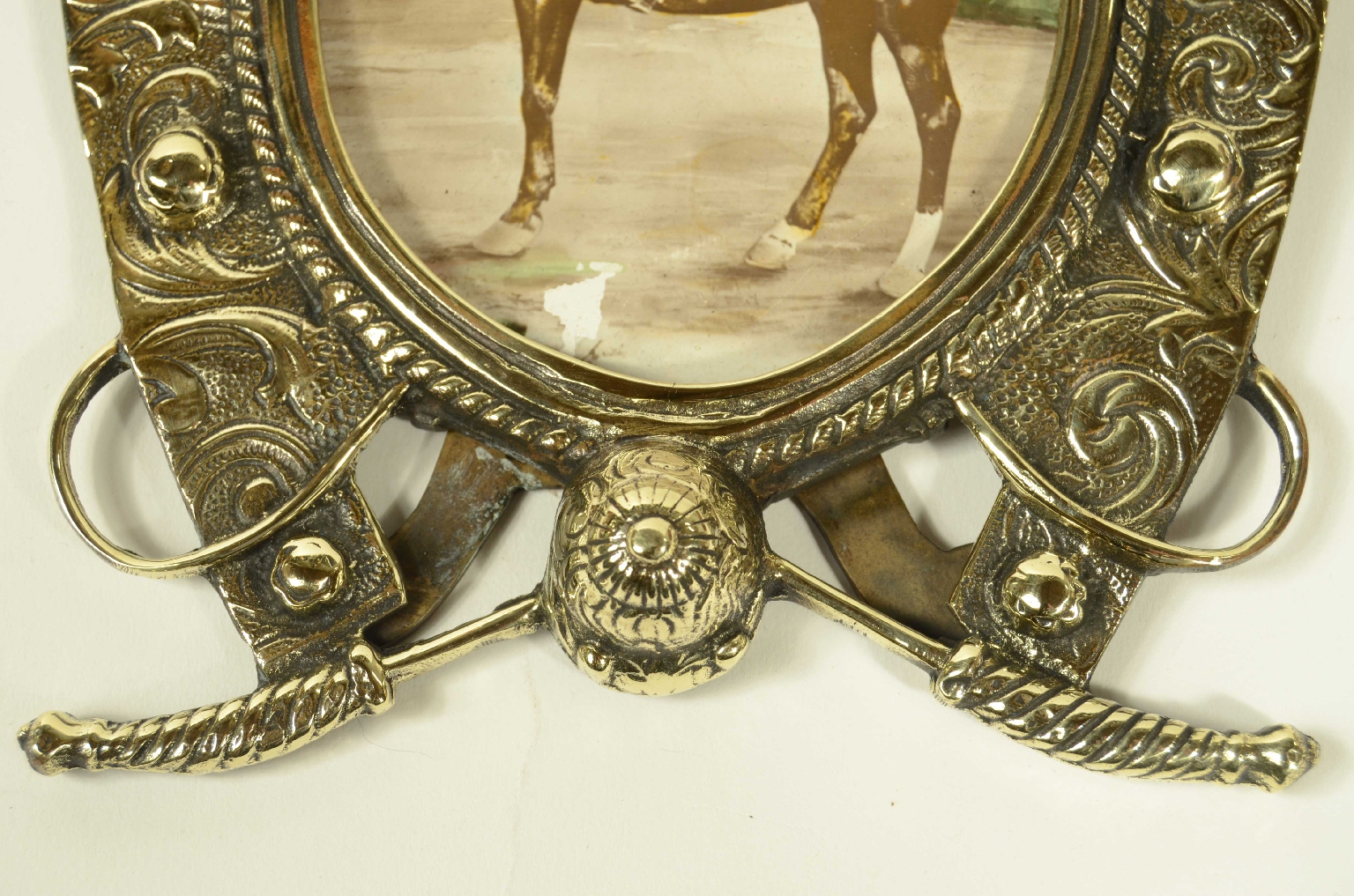 Peculiarity/722-Tabletop Photo Frame