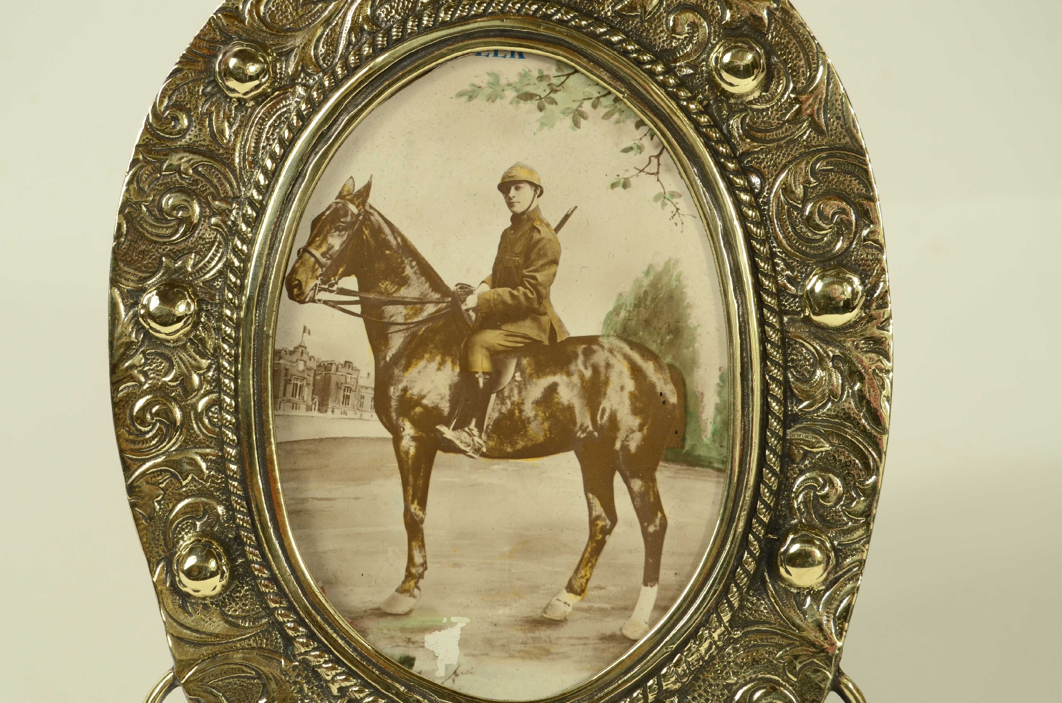 Peculiarity/722-Tabletop Photo Frame