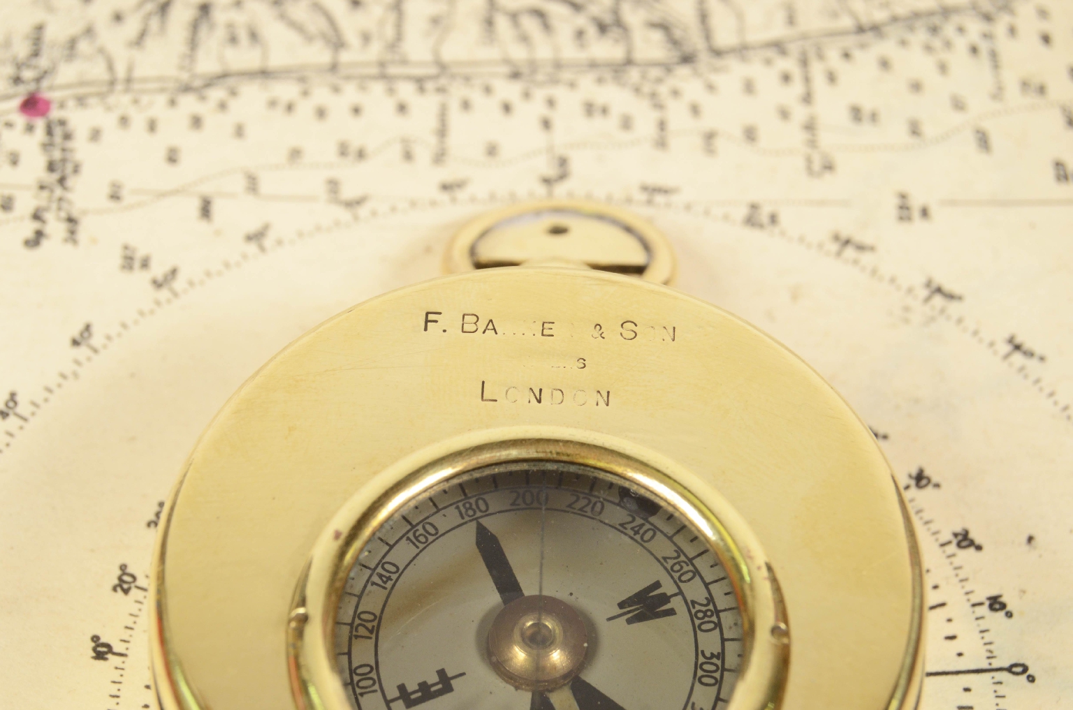 Antique compasses/7374-Pocket Compass