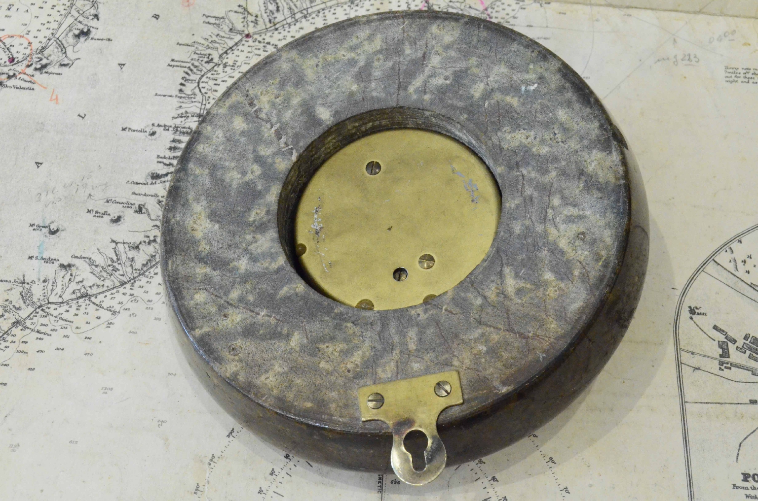 Antique barometers/7509a-Aneroid Barometer