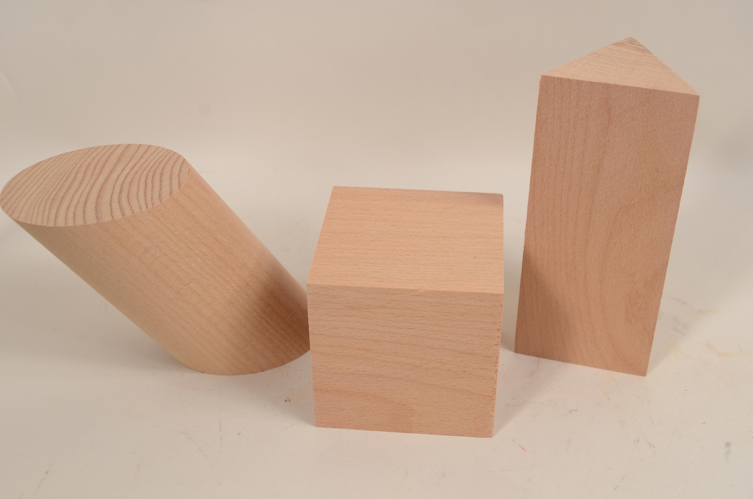 Strumenti di misura antichi/7711-Solidi Geometrici