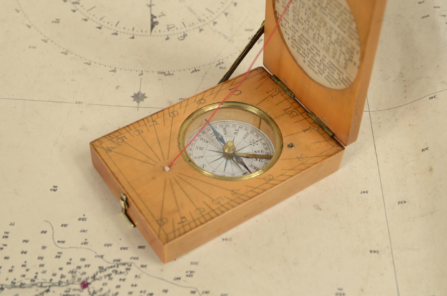 Antique measuring instruments/7764-Sundial