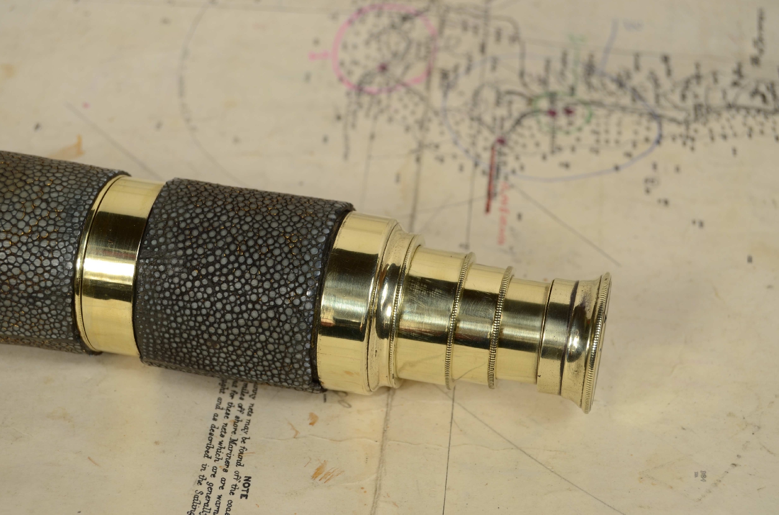 Nautical antiques/7835-Antique Telescope