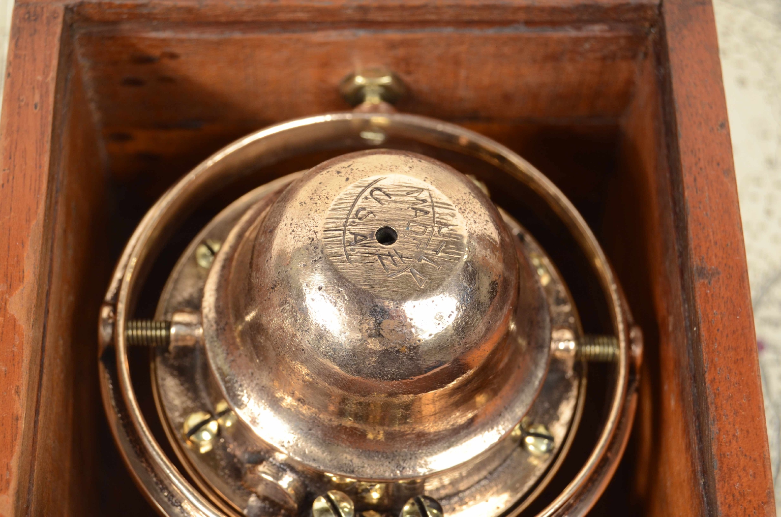 Antique compasses/7860-Nautical Compass