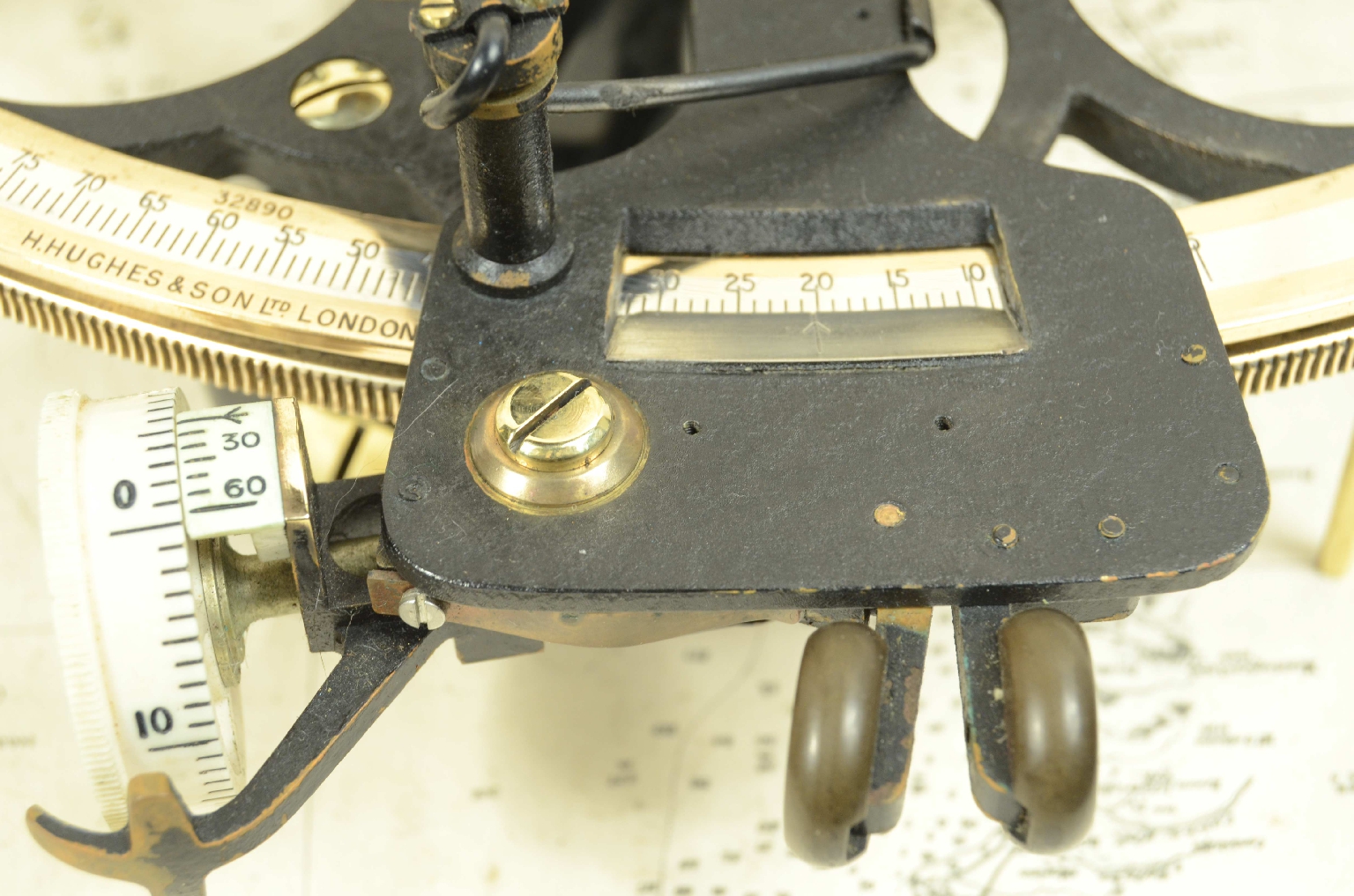 Nautical antiques/7869-Antique Sextant