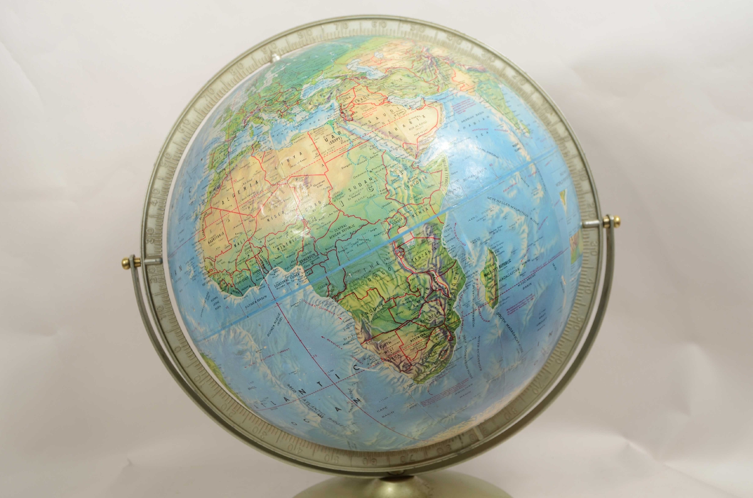 Antique globes-world maps/7889-Terrestrial Globe