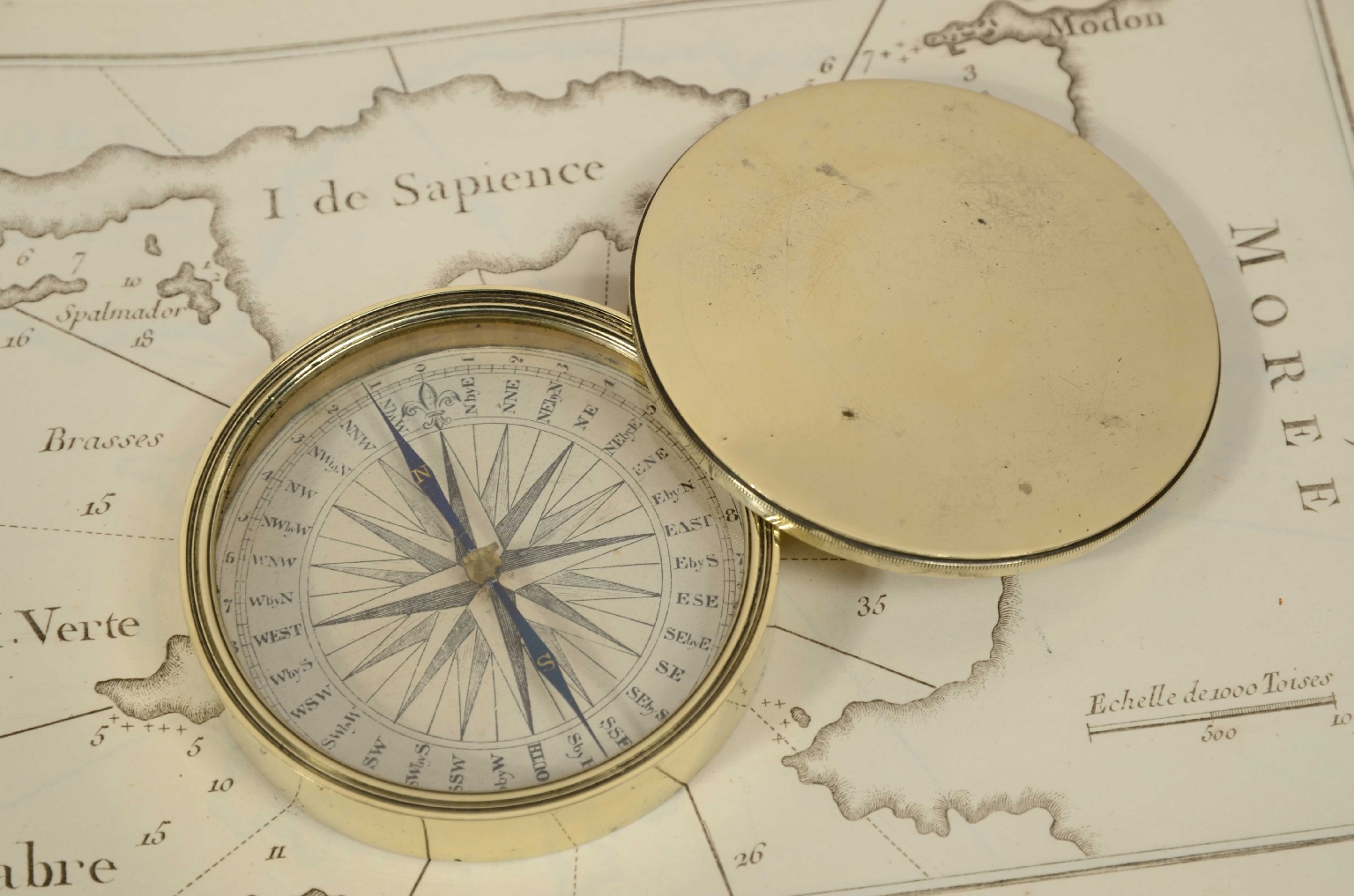 Antique compasses/7926-Pocket Compass