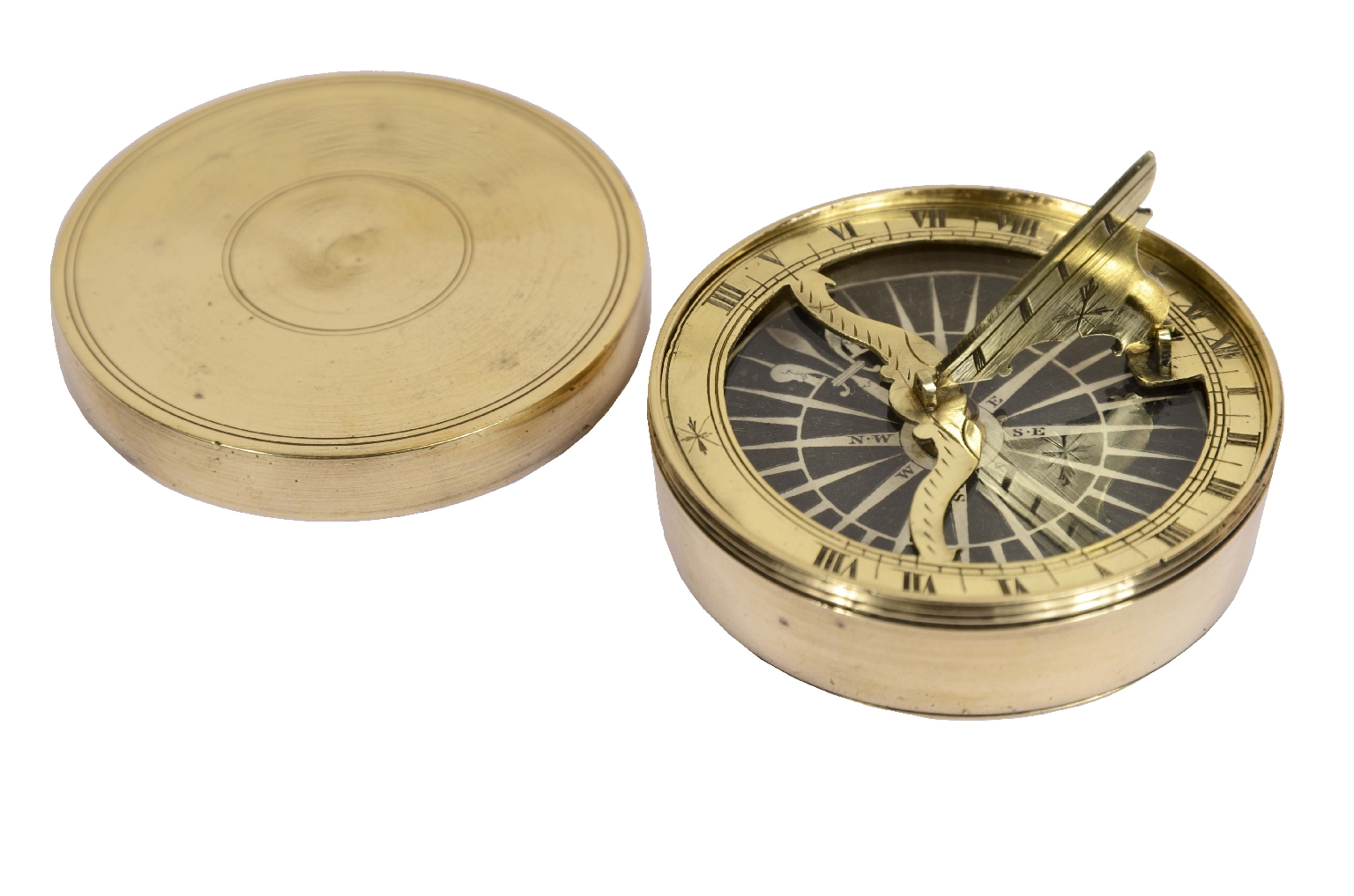 Antique compasses/7929-Compass and Sundial