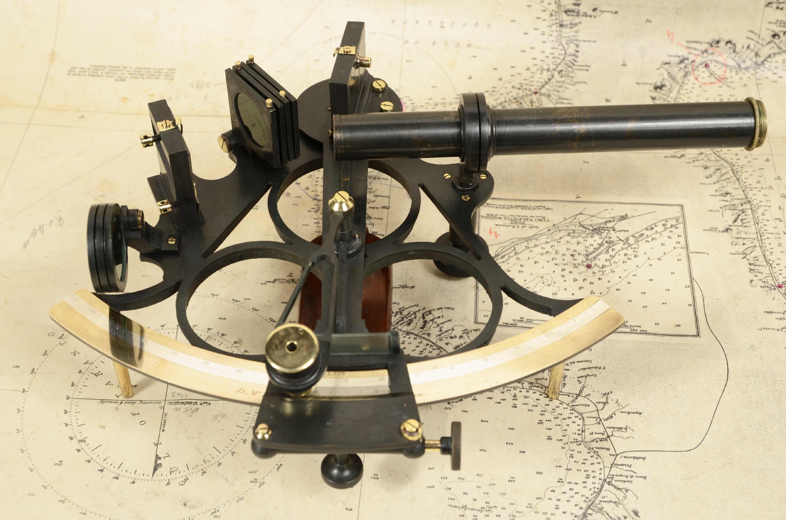 Nautical antiques/7932-Antique Sextant