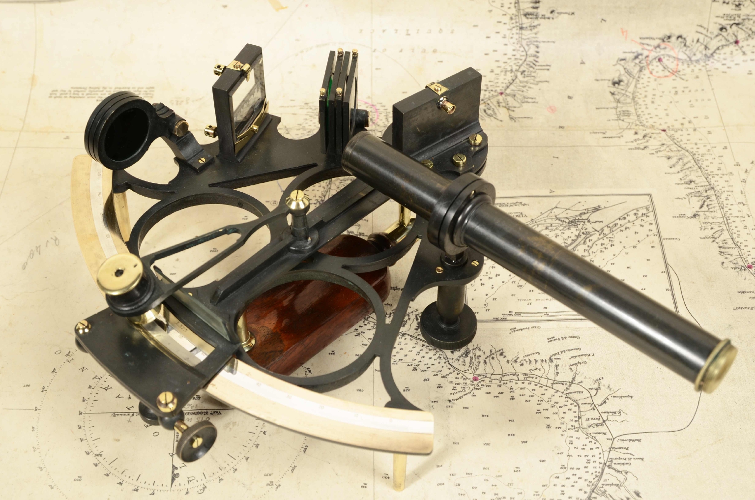 Nautical antiques/7932-Antique Sextant