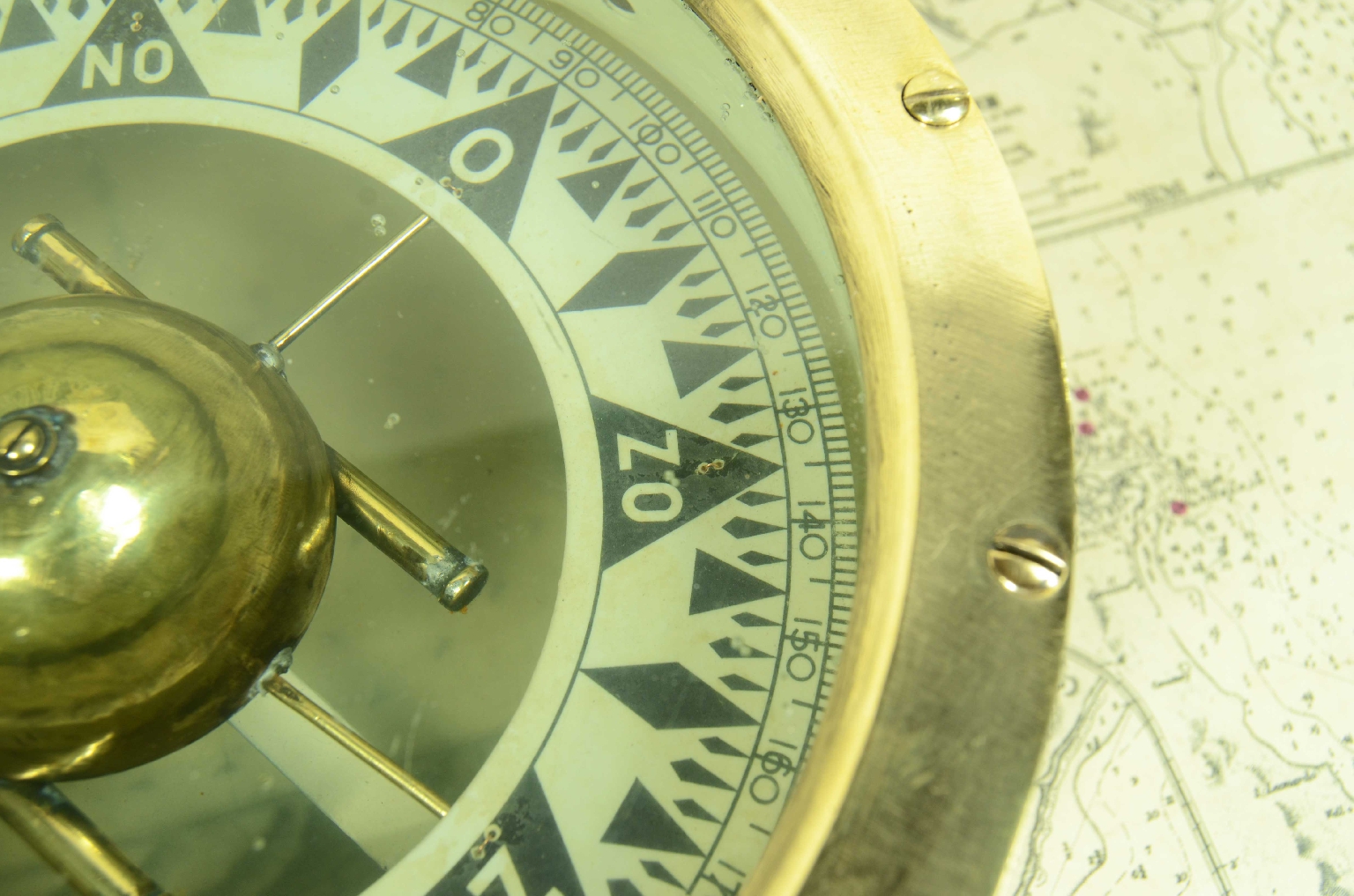 Antique compasses/7935-Nautical Compass