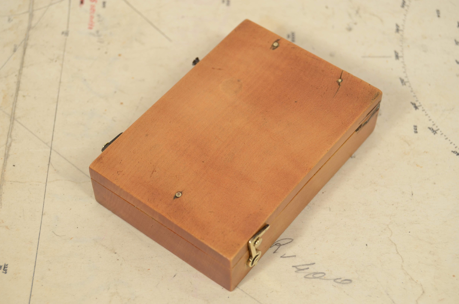 Antique compasses/7936-Sundial