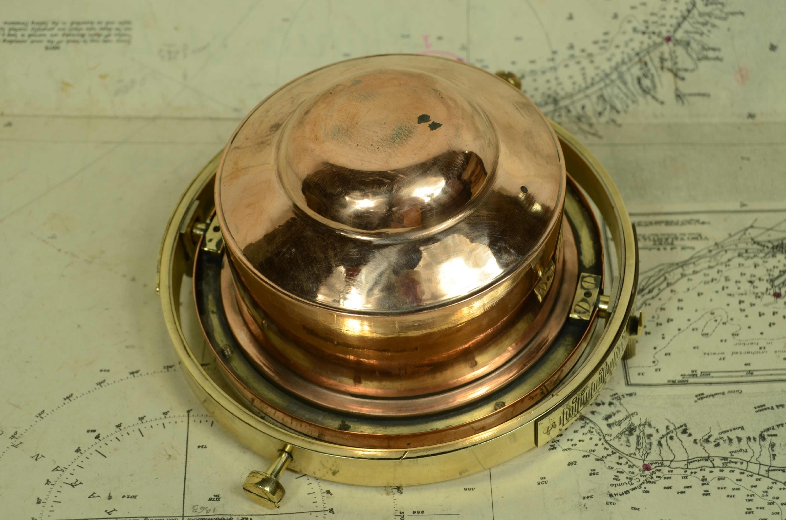 Antique compasses/7945-Nautical Compass