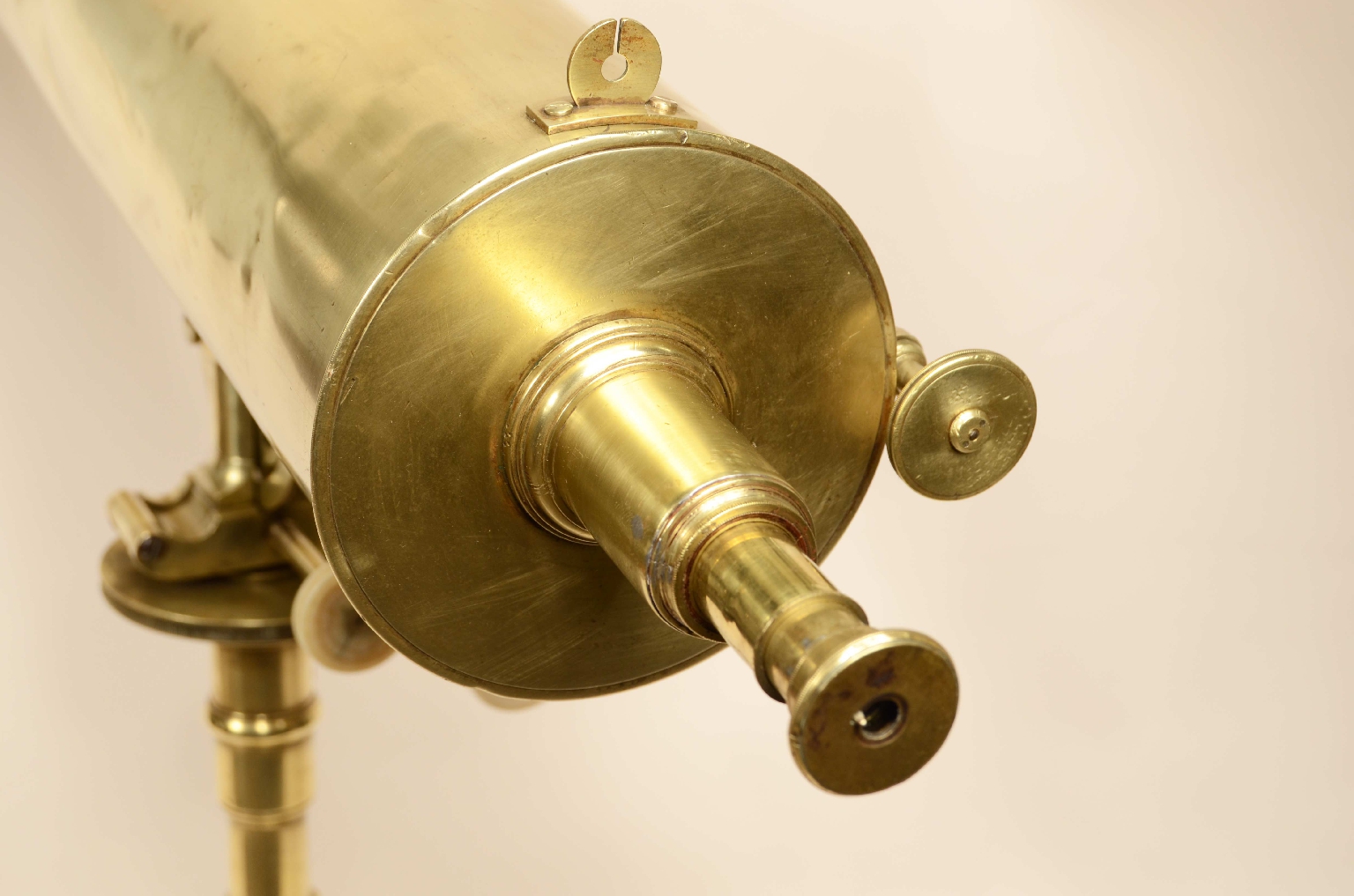 Antique astronomical instruments/8007-Refractor Telescope