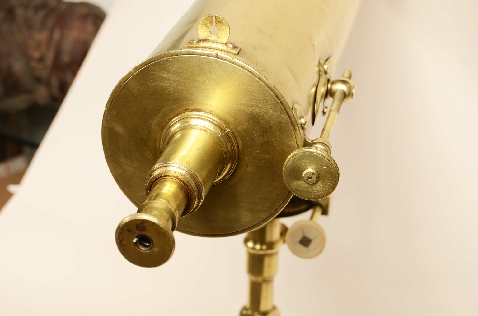 Antique astronomical instruments/8007-Refractor Telescope