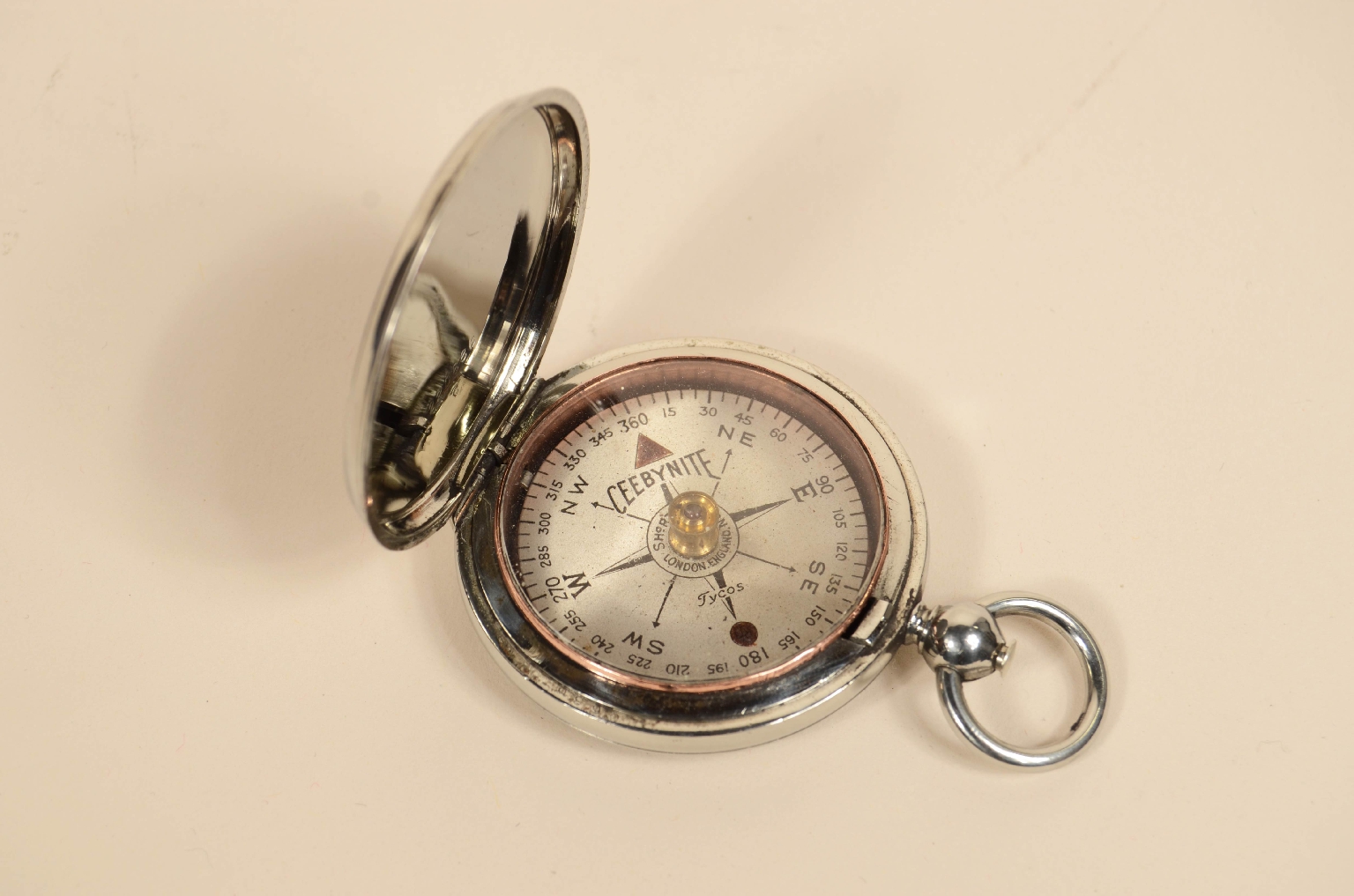 Antique compasses/8011-Pocket Compass
